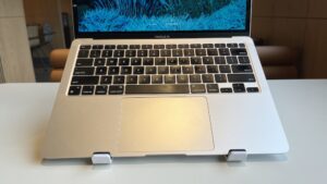 3-coinsノートPCスタンド