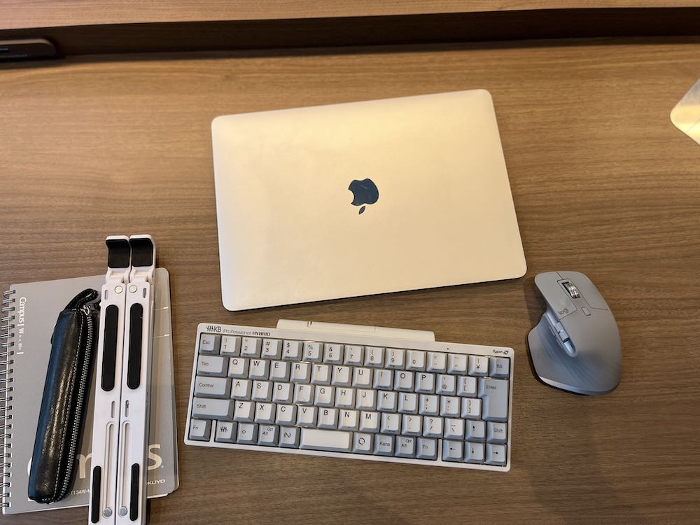 MacBookAirで作業